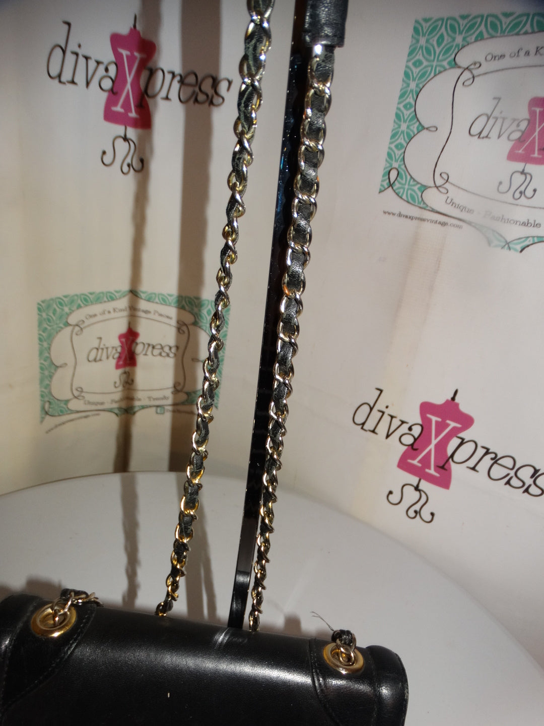 Vintage Leather CC Purse Black Size M  ( READ DESCRIPTION)